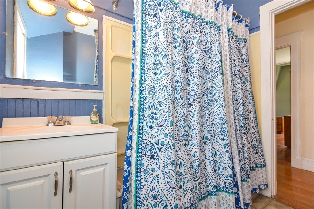 25 Maple Avenue Everett, MA 02149 - Photo 25 of 42