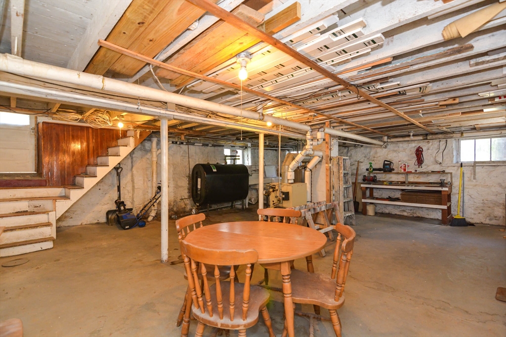 25 Maple Avenue Everett, MA 02149 - Photo 30 of 42