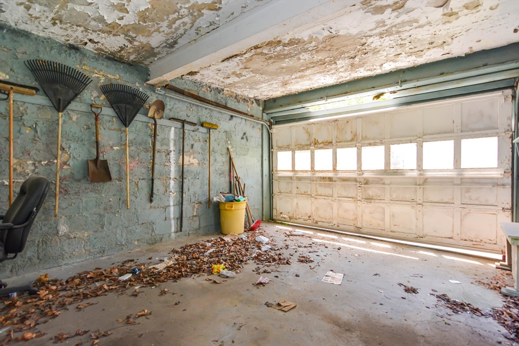 25 Maple Avenue Everett, MA 02149 - Photo 39 of 42