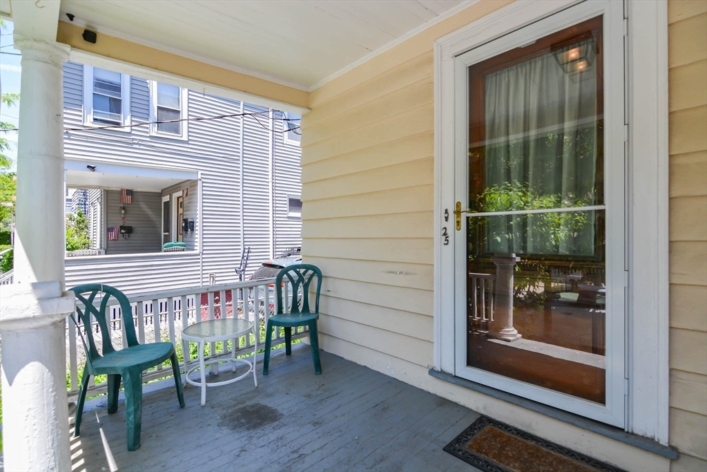 25 Maple Avenue Everett, MA 02149 - Photo 4 of 42