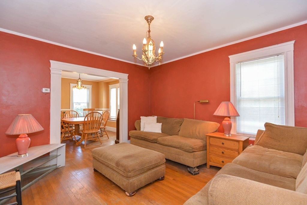 25 Maple Avenue Everett, MA 02149 - Photo 8 of 42