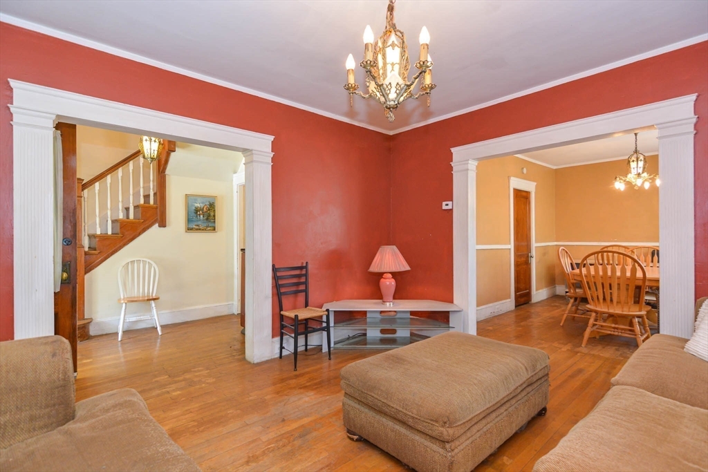 25 Maple Avenue Everett, MA 02149 - Photo 9 of 42