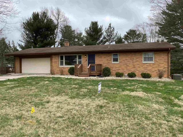 $2,400 | 1100 East Prairie Drive, Bloomington, IN 47408