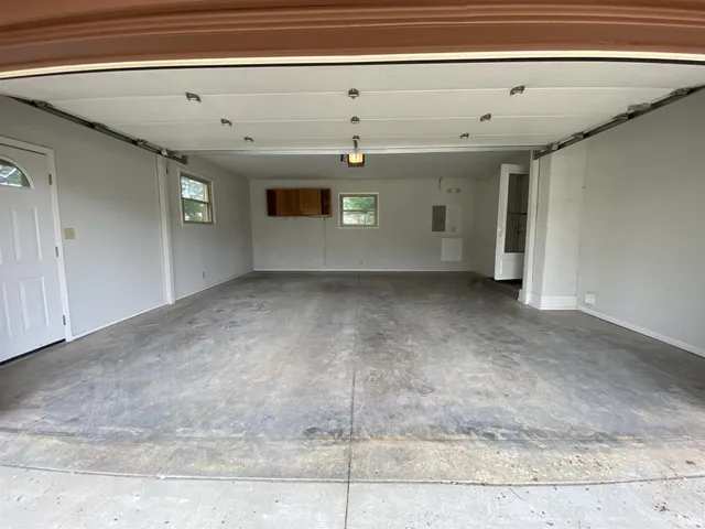 $2,400 | 1100 East Prairie Drive, Bloomington, IN 47408