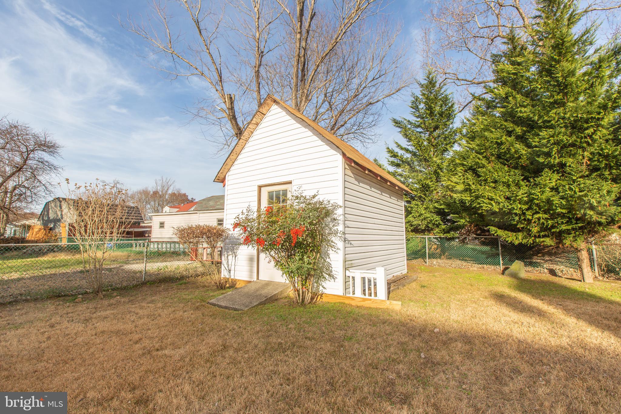 1235 Adams Road Waldorf, MD 20602 - Photo 15 of 44