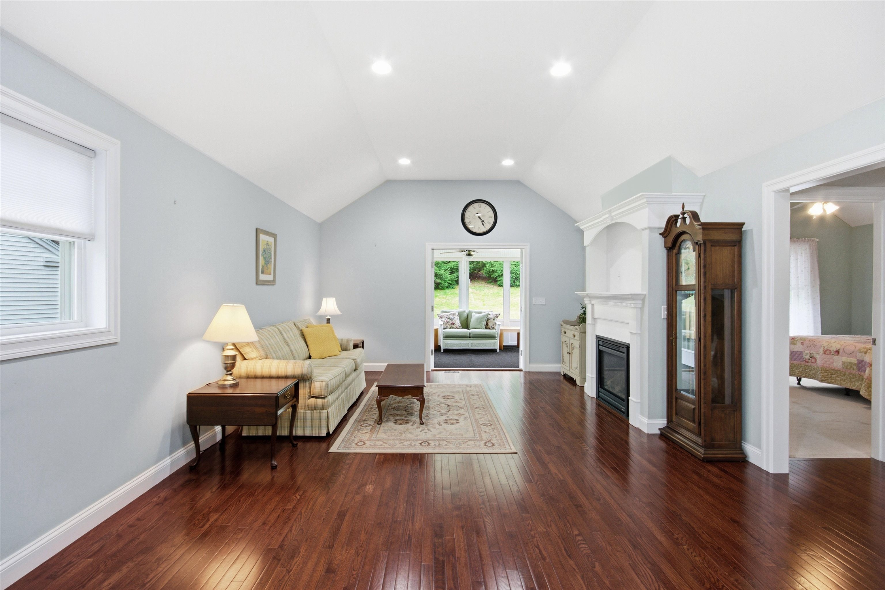 19 Furnival Road Nashua, NH 03064 - Photo 15 of 35 Gallery Image 15