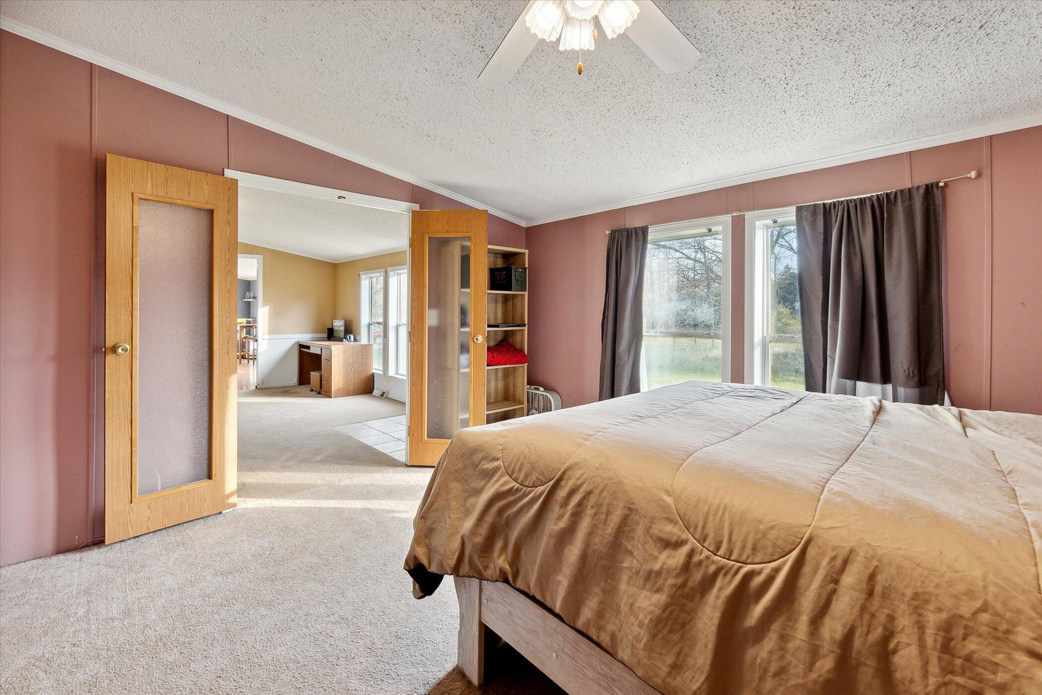 5910 Rogers Road Parma, MI 49269 - Photo 13 of 32 22-5910-Rogers-Rd-Parma-MI-49269-WindowS