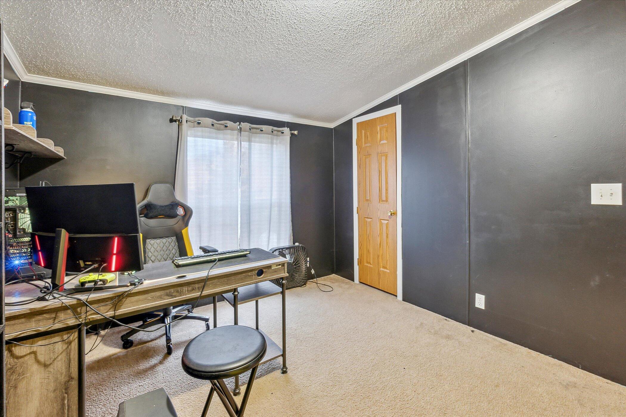 5910 Rogers Road Parma, MI 49269 - Photo 23 of 32 18-5910-Rogers-Rd-Parma-MI-49269-WindowS