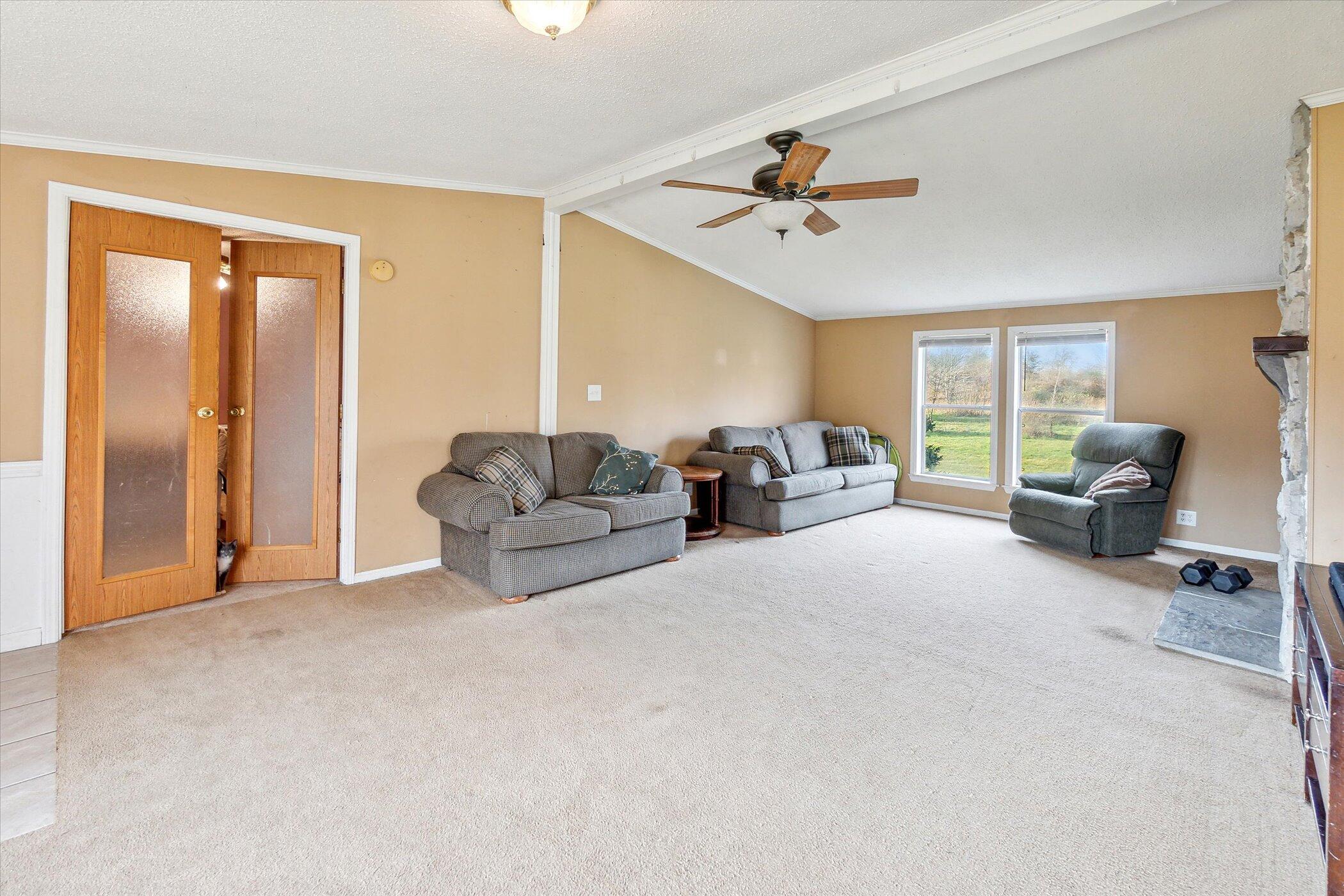 5910 Rogers Road Parma, MI 49269 - Photo 8 of 32 05-5910-Rogers-Rd-Parma-MI-49269-WindowS