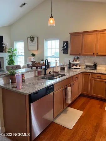 $2,000 | 2941 Beunavista Court, Greenville, NC 27834