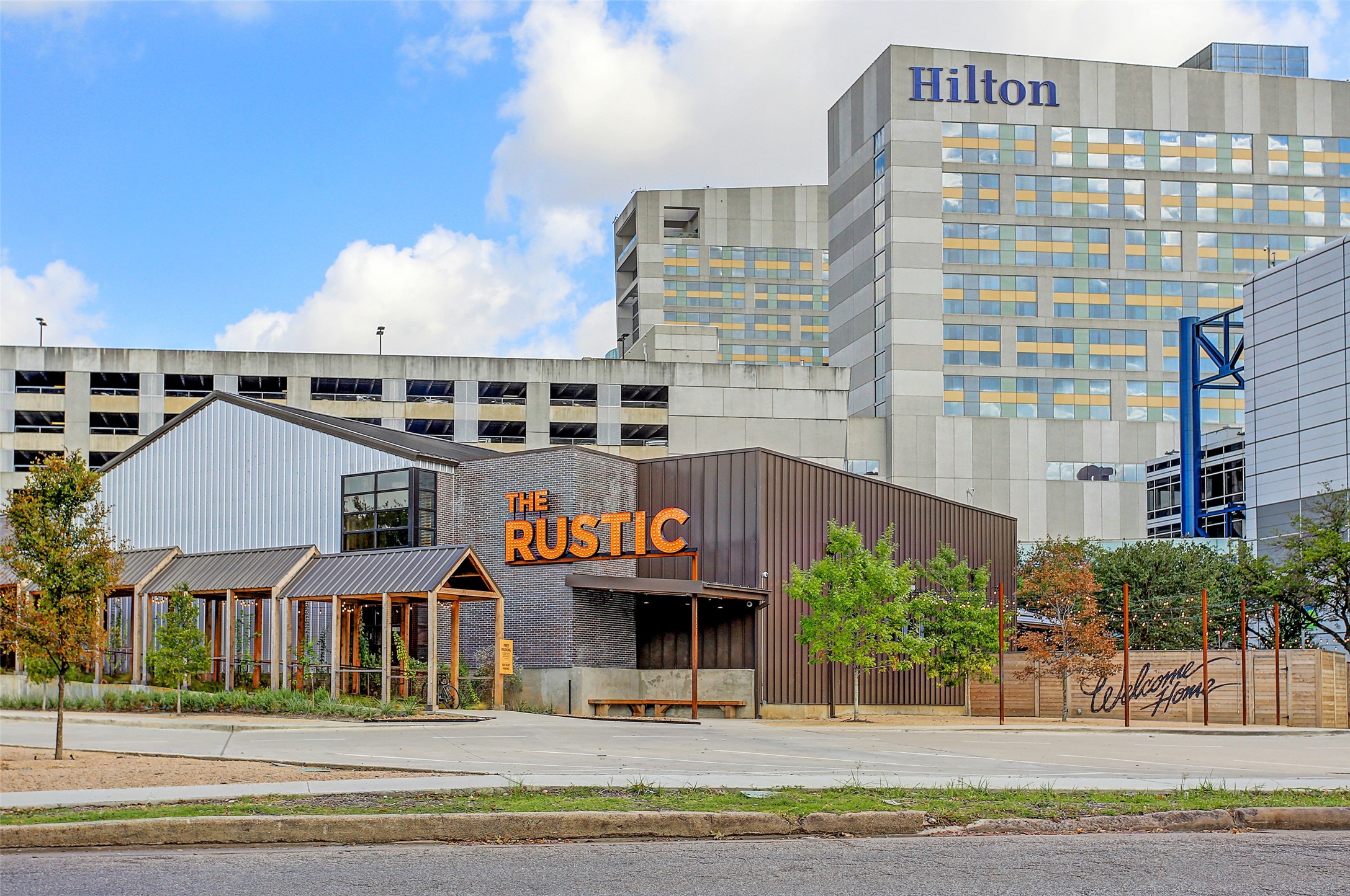 1211 Caroline Street, Unit 1007 Houston, TX 77002 - Photo 43 of 46 a front view of a multi story building