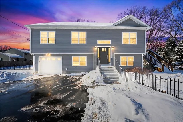 $570,000 | 18 Anama Avenue, East Providence, RI 02916