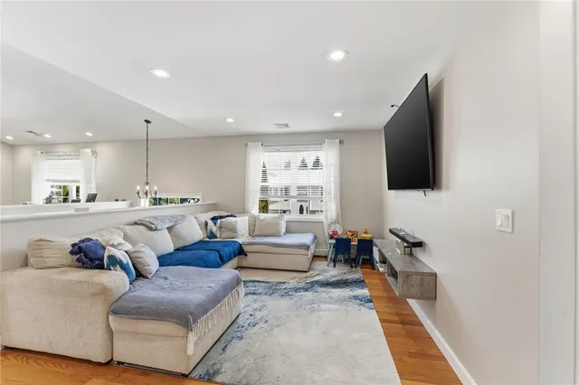 $570,000 | 18 Anama Avenue, East Providence, RI 02916