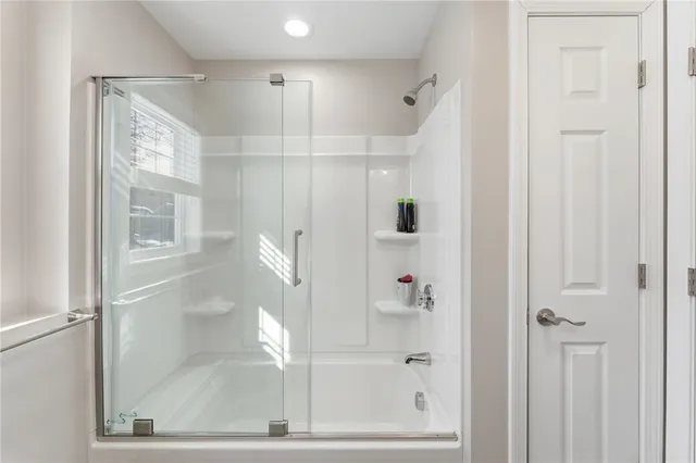 $570,000 | 18 Anama Avenue, East Providence, RI 02916