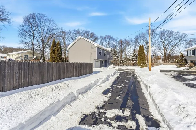 $570,000 | 18 Anama Avenue, East Providence, RI 02916