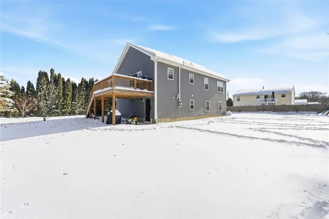 $570,000 | 18 Anama Avenue, East Providence, RI 02916