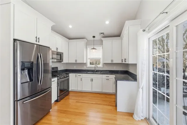 $570,000 | 18 Anama Avenue, East Providence, RI 02916