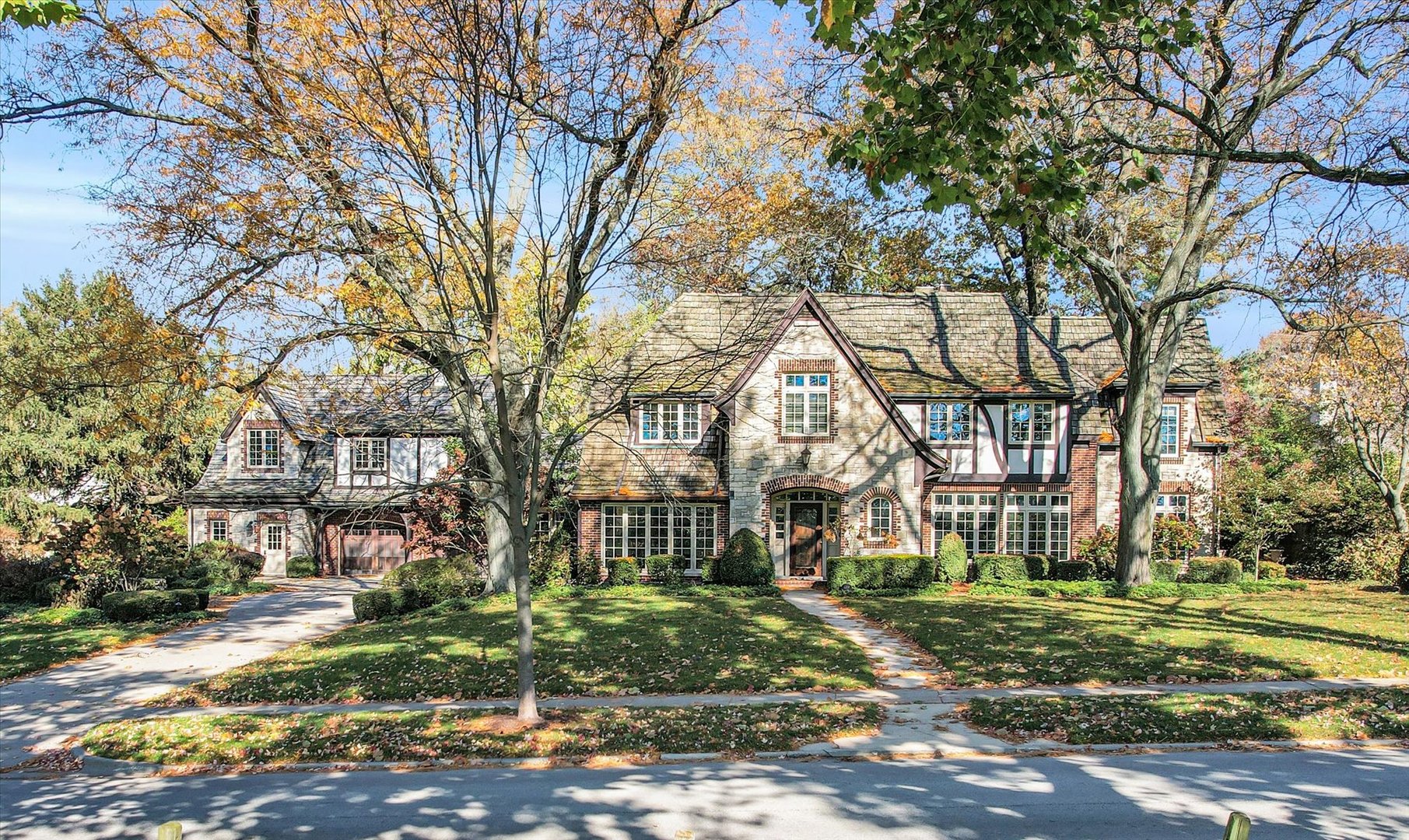 1118 West Armory Ave  