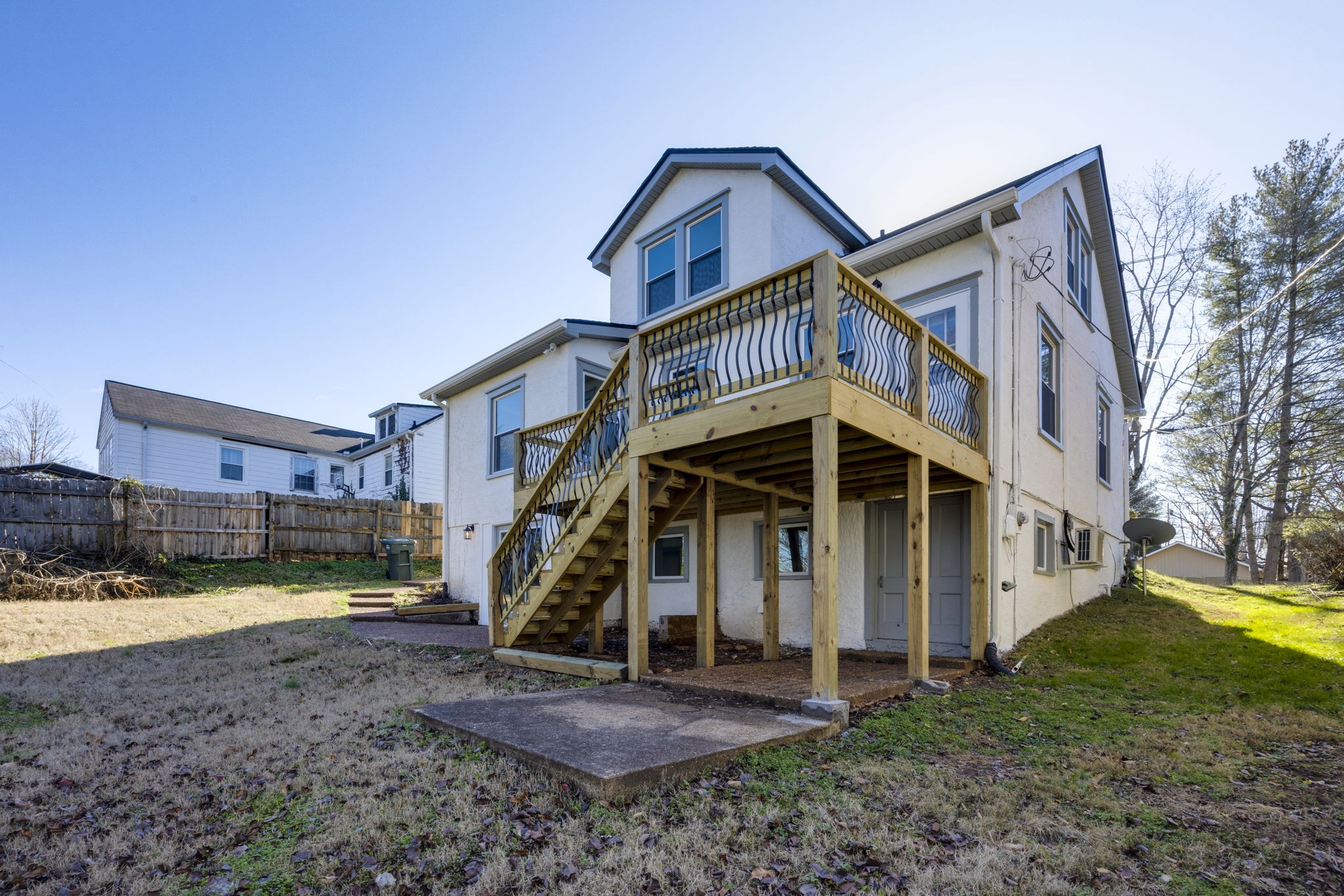 607 3rd Avenue West Springfield, TN 37172 - Photo 65 of 65 a view of a house with a yard