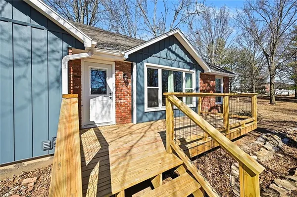 $434,900 | 1228 Southwest Town And Country Lane, Plattsburg, MO 64477