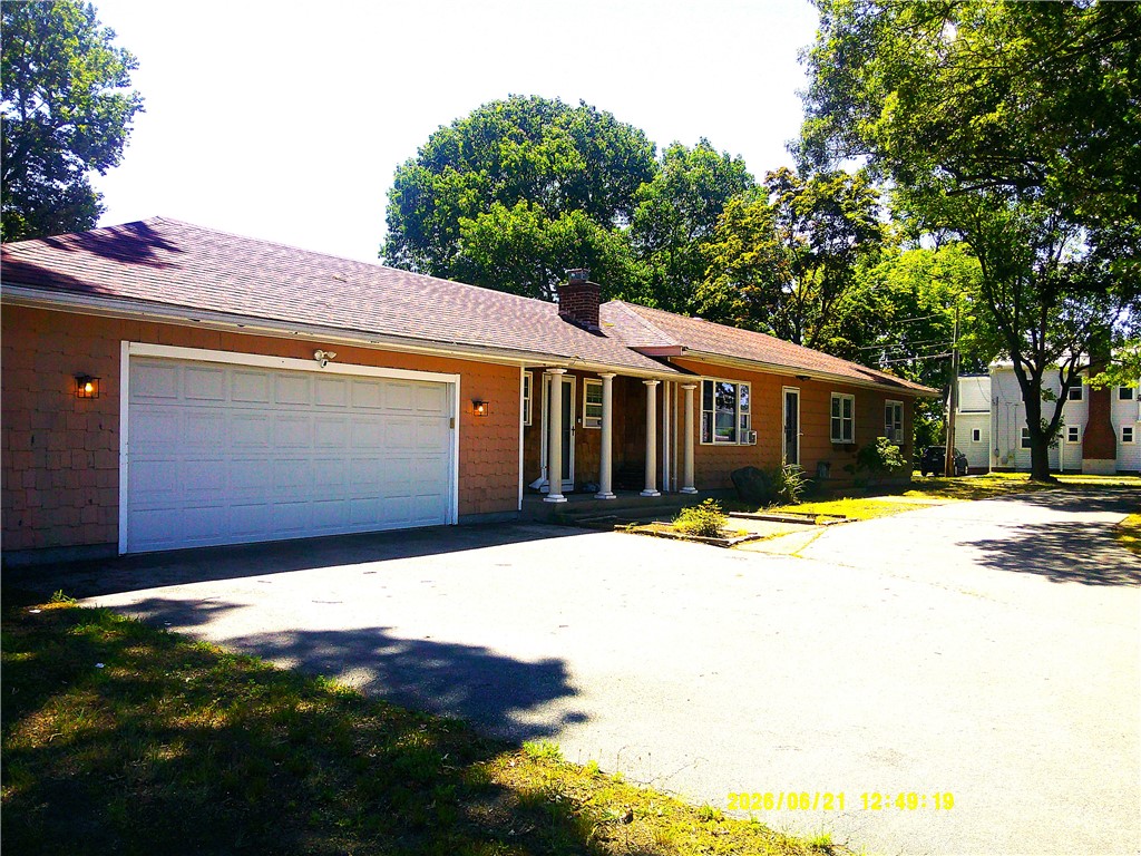 262 Pequot Avenue Warwick, RI 02889 - Photo 1 of 22