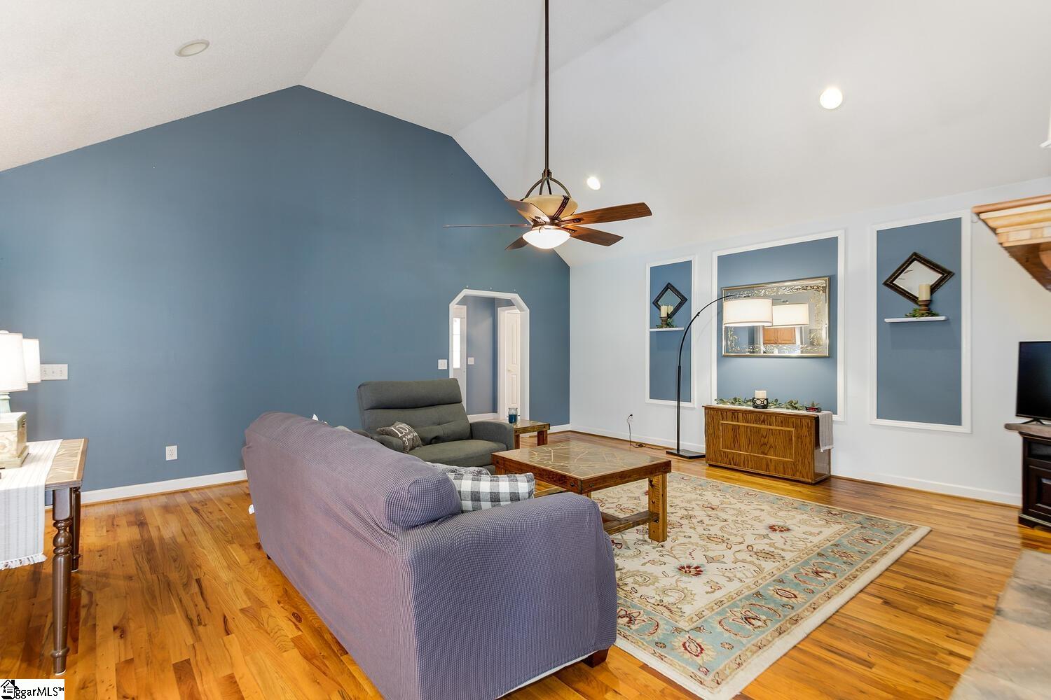 115 North Silver Ridge Drive Greer, SC 29651 - Photo 5 of 33 Gallery Image 5