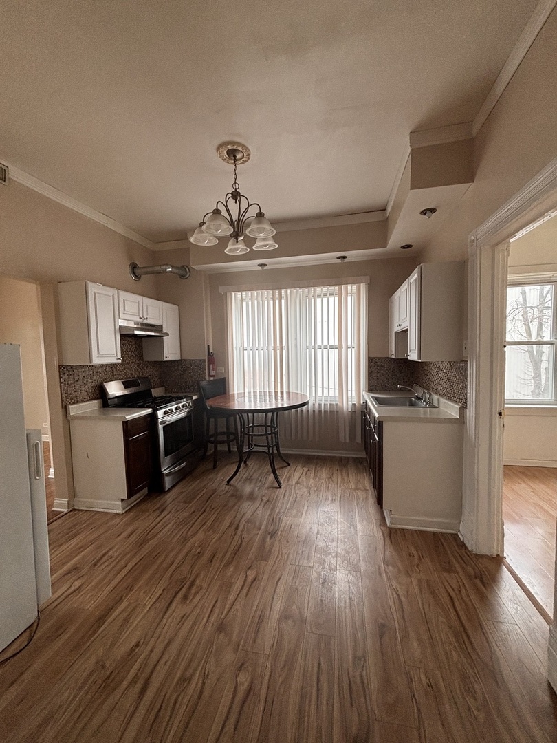 2701 West 18th Street, Unit 2F Chicago, IL 60608 - Photo 6 of 14