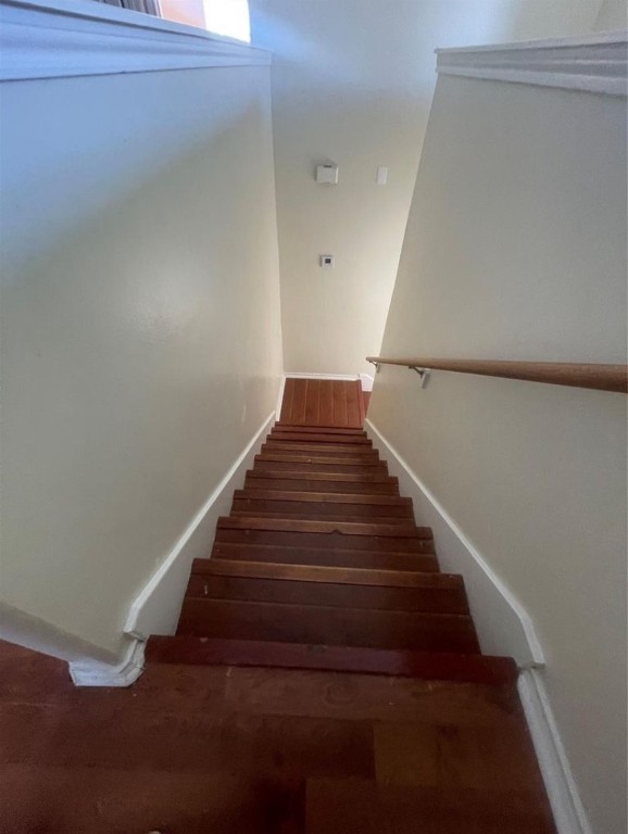 13064 Peppergate Lane Houston, TX 77044 - Photo 7 of 18 a view of entryway