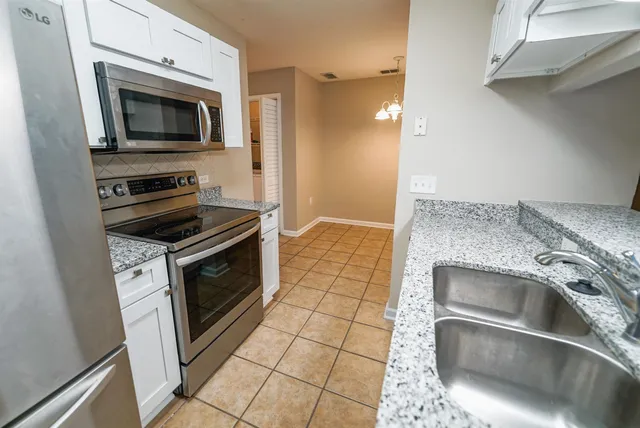 $1,350 | 2738 West Tharpe Street, Unit 101, Tallahassee, FL 32303