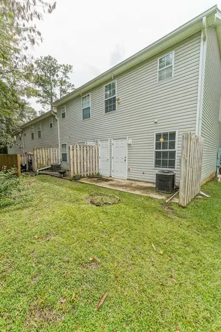 $1,350 | 2738 West Tharpe Street, Unit 101, Tallahassee, FL 32303