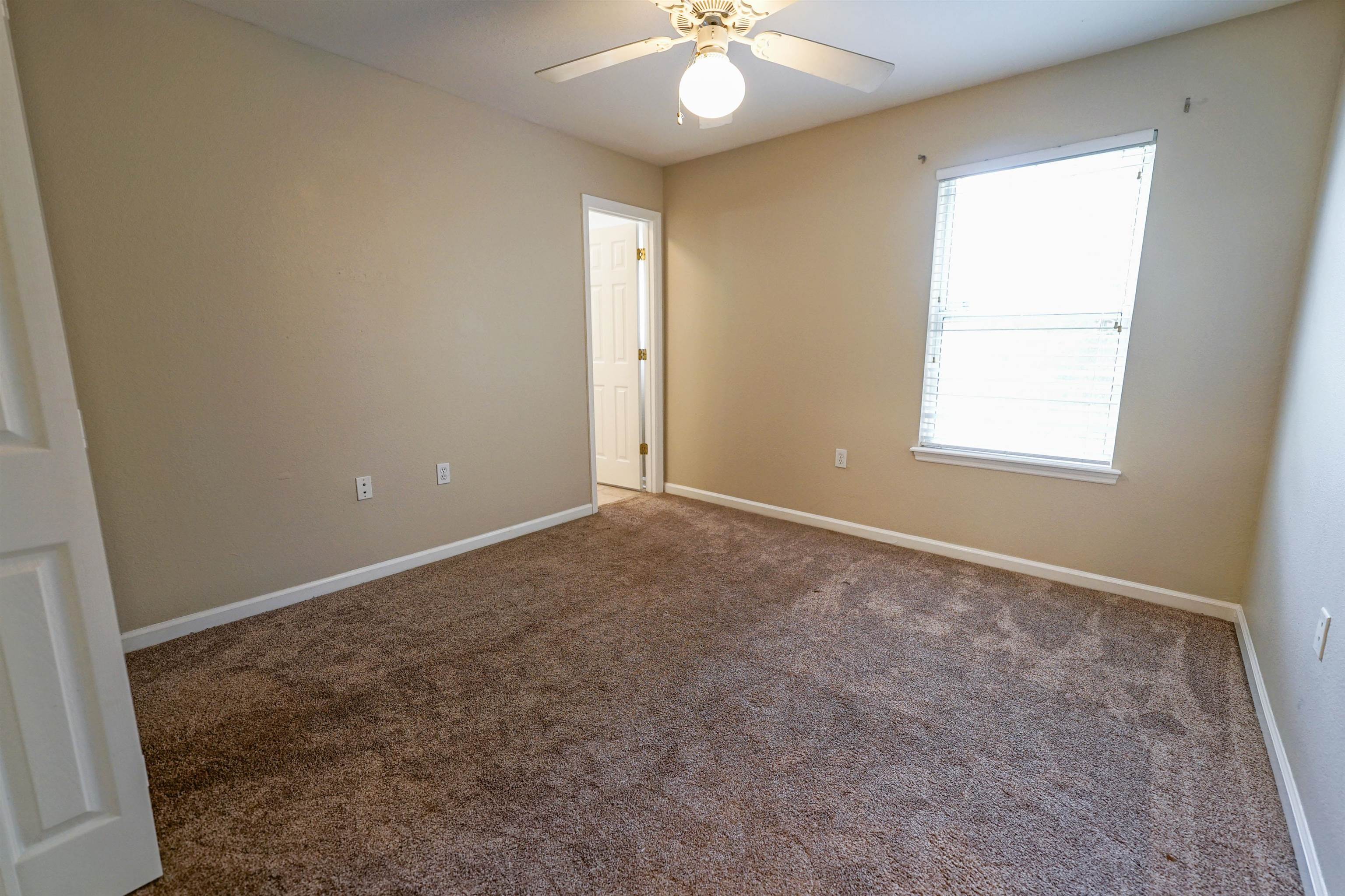 2738 West Tharpe Street, Unit 101 Tallahassee, FL 32303 - Photo 5 of 37