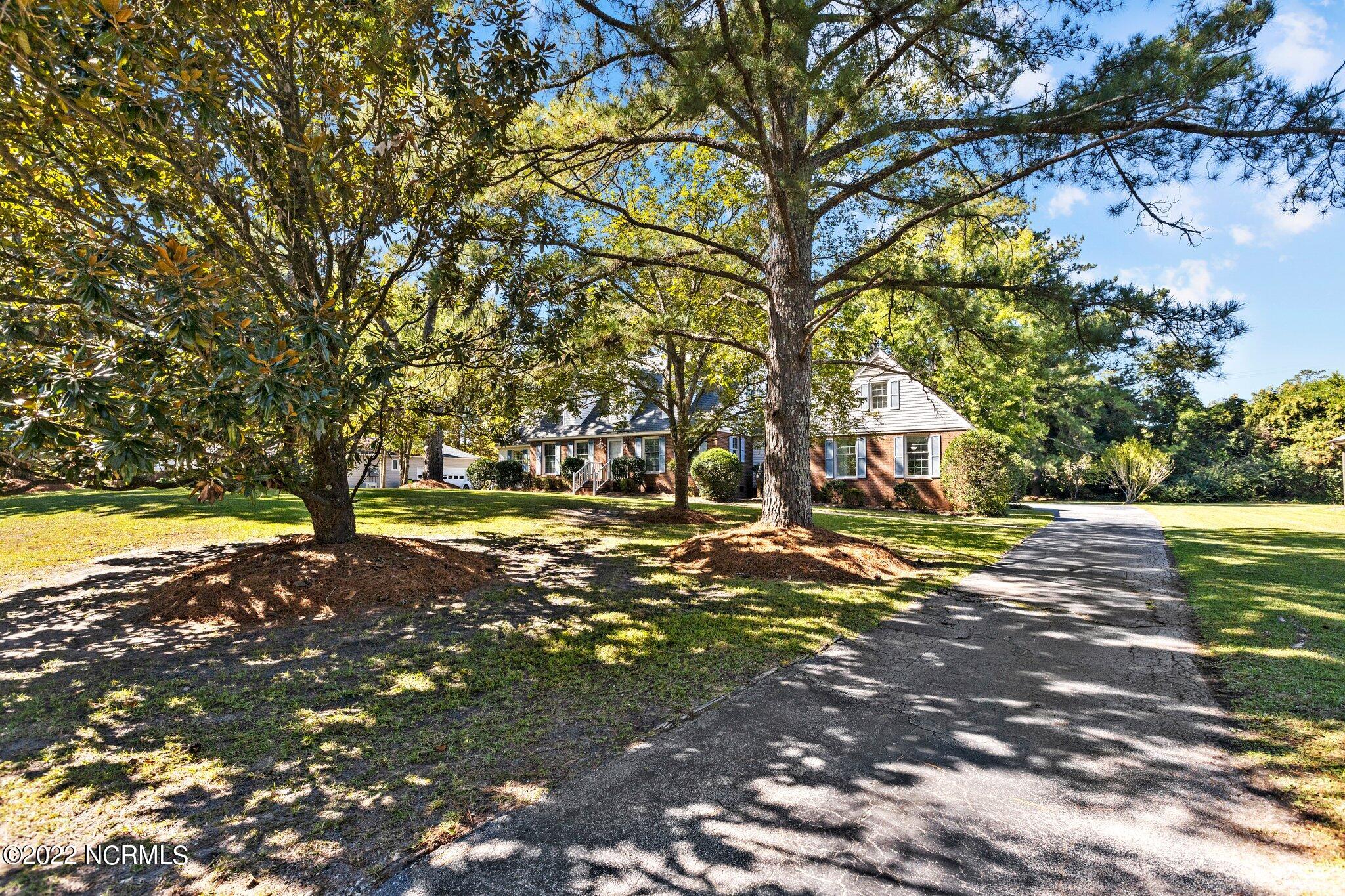 2420 Tram Road New Bern, NC 28562 - Photo 2 of 46 20-web-or-mls-2I3A0023