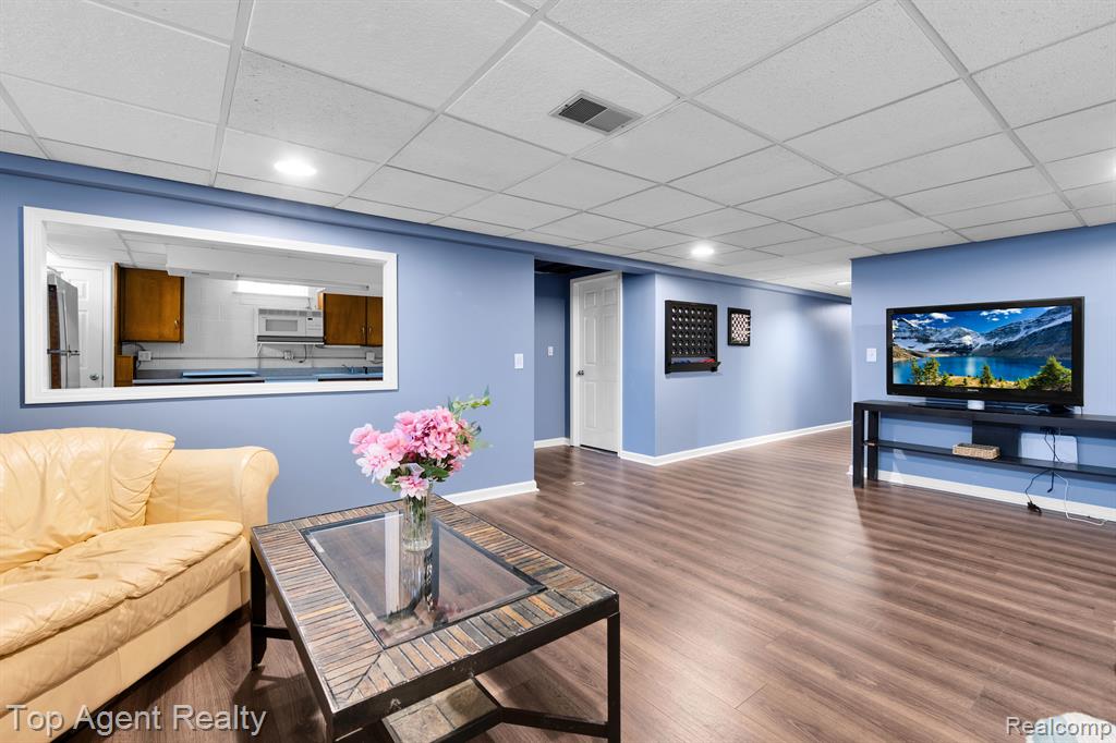 3261 Bathurst Avenue Rochester Hills, MI 48309 - Photo 21 of 35