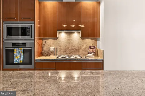 $1,750,000 | 1881 North Nash Street, Unit 511, Arlington, VA 22209
