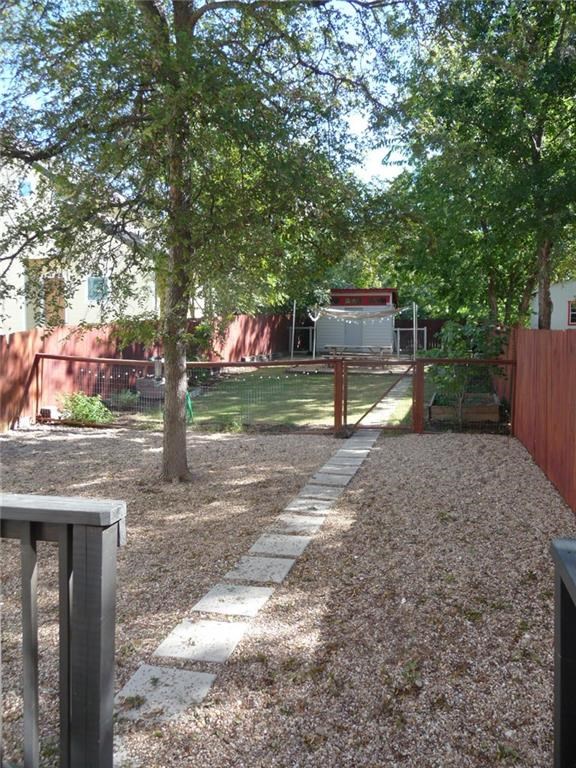 1701 Sanchez Street, Unit A Austin, TX 78702 - Photo 12 of 12