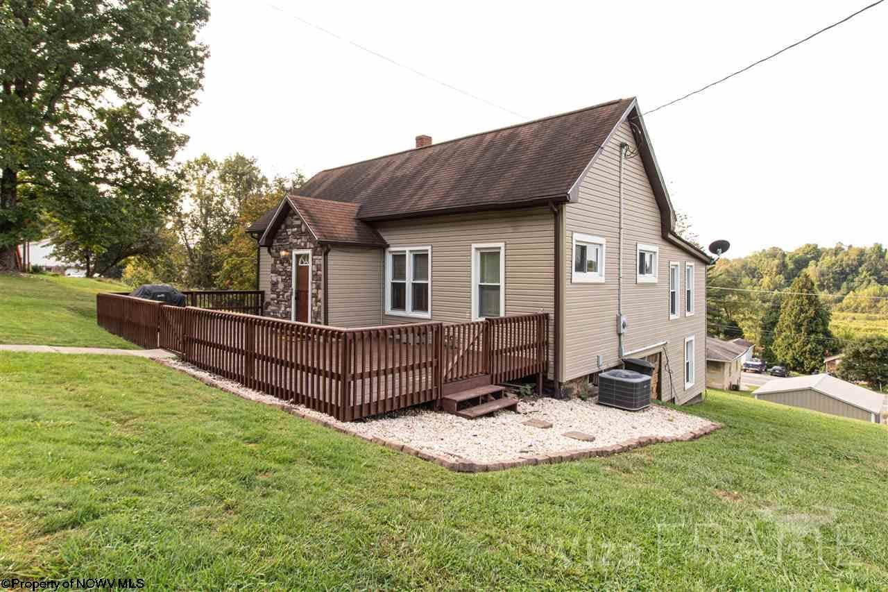 610 Hoult Road Fairmont, WV 26554 - Photo 3 of 16 Gallery Image 3