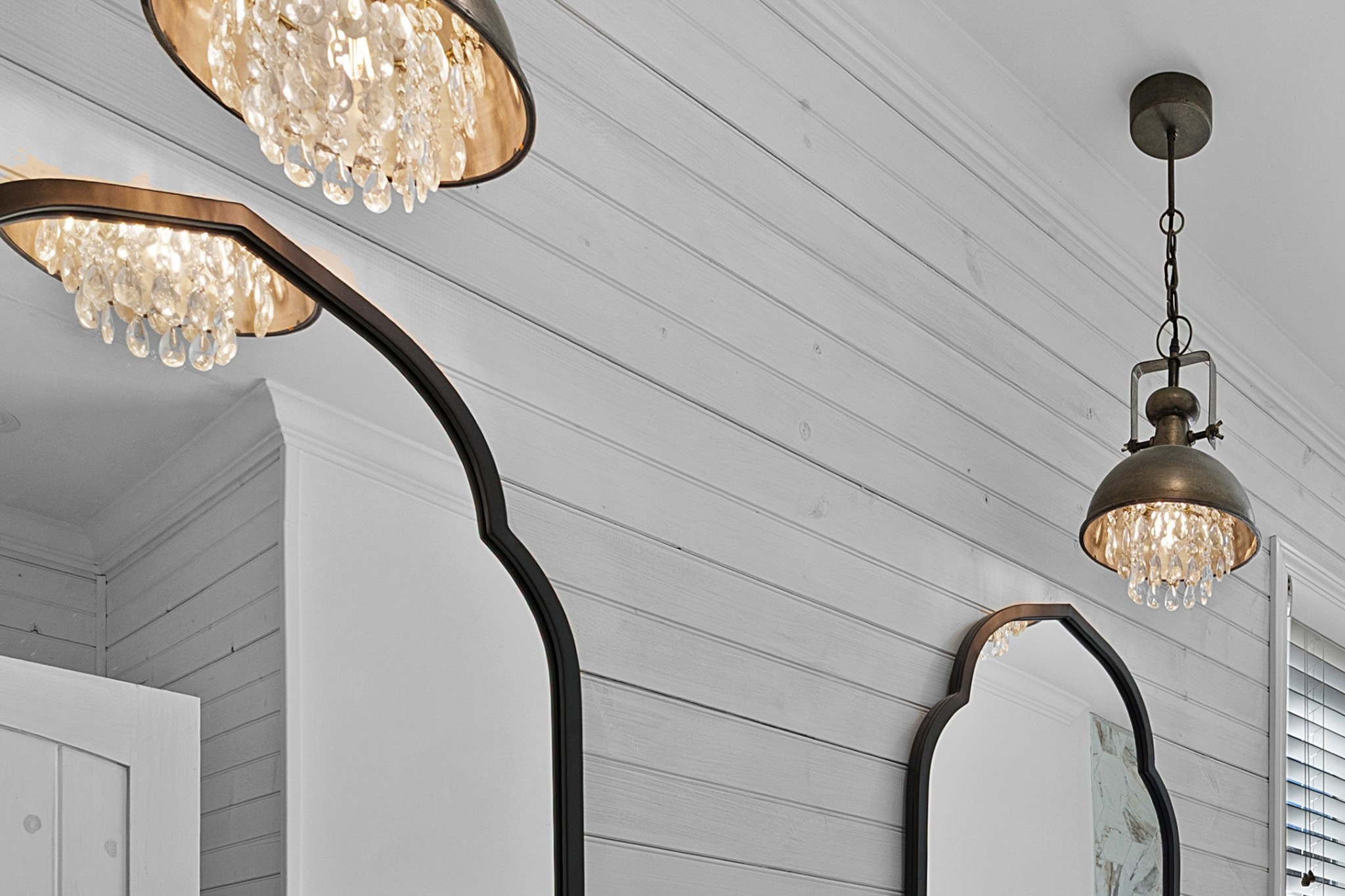 15 Barbara Road Buchanan, TN 38222 - Photo 21 of 35 a view of entryway with a front door