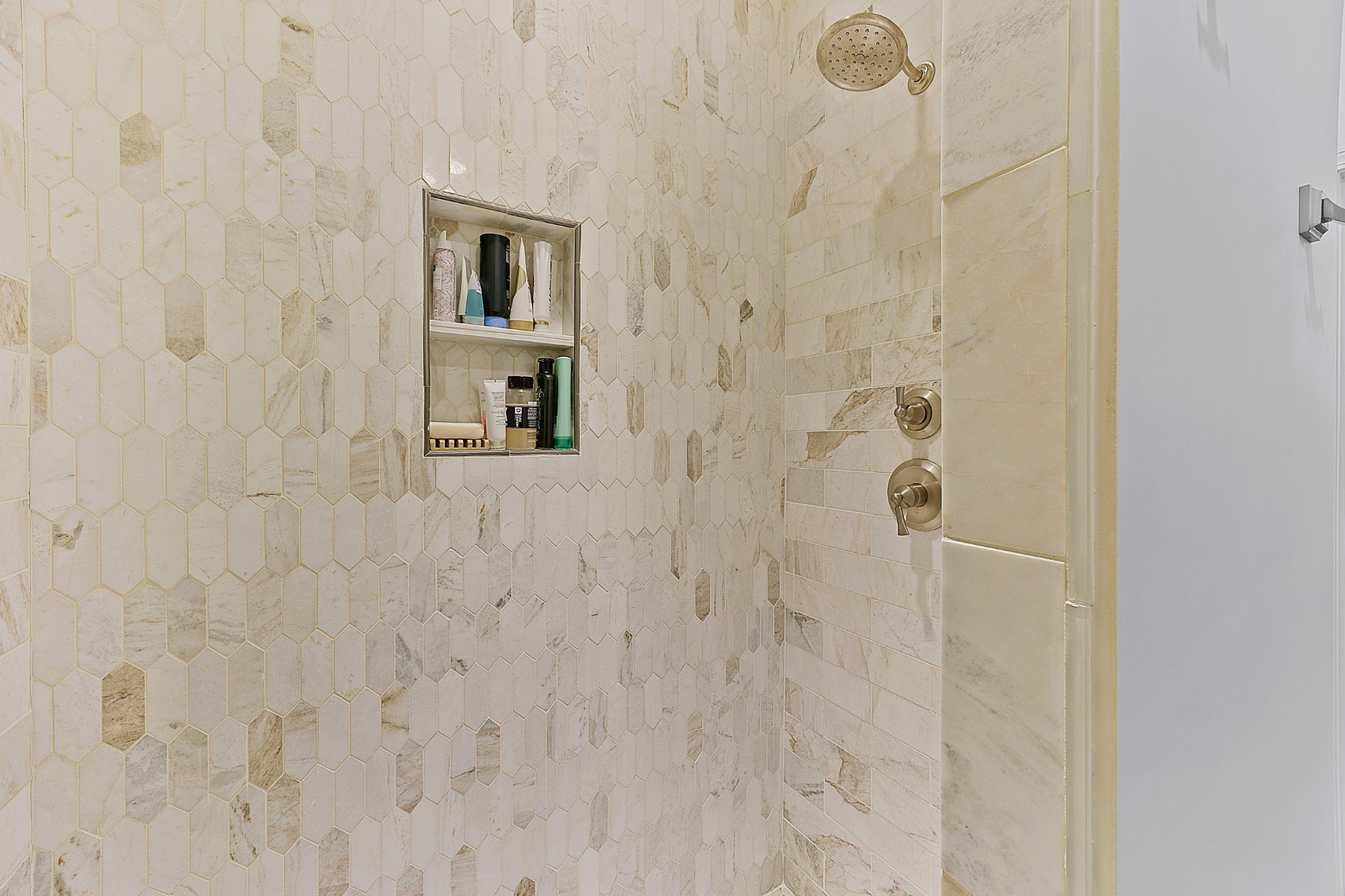 15 Barbara Road Buchanan, TN 38222 - Photo 25 of 35 a bathroom with a shower