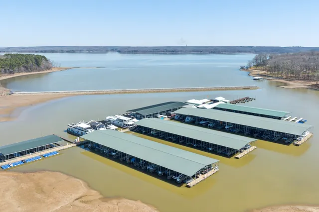 $899,900 | 15 Barbara Road, Buchanan, TN 38222