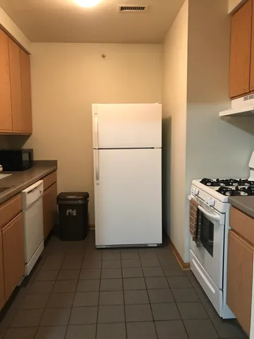 $2,925 | 322 North Henry Street, Unit 203, Madison, WI 53703