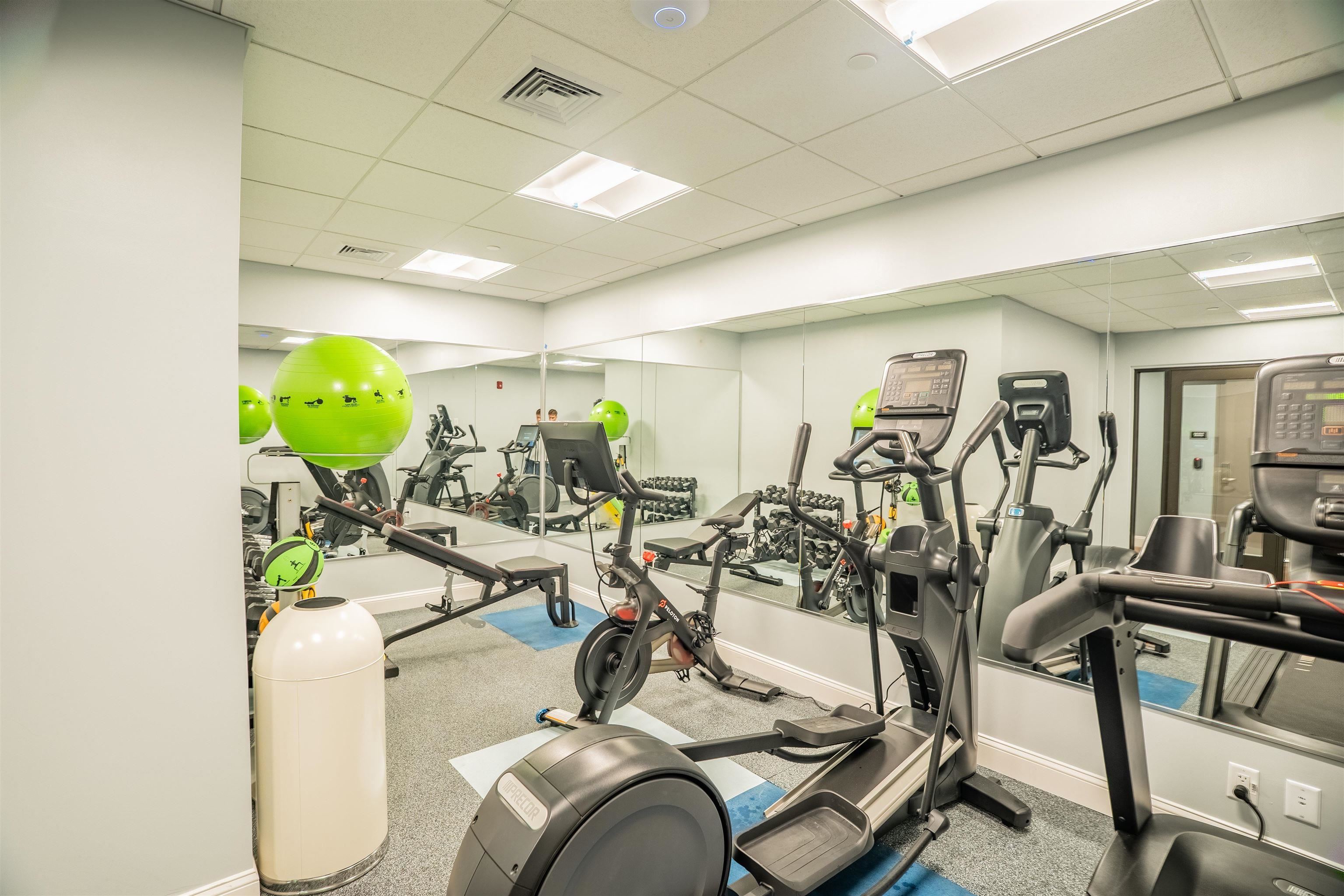 99 Foundry Place, Unit 304 Portsmouth, NH 03801 - Photo 14 of 15