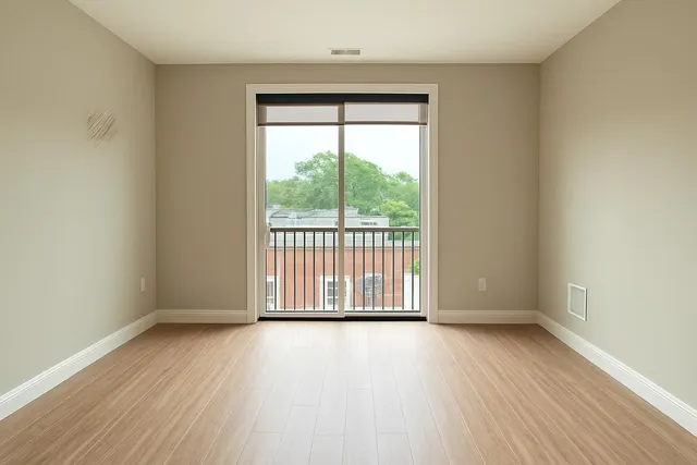 $5,000 | 99 Foundry Place, Unit 304, Portsmouth, NH 03801