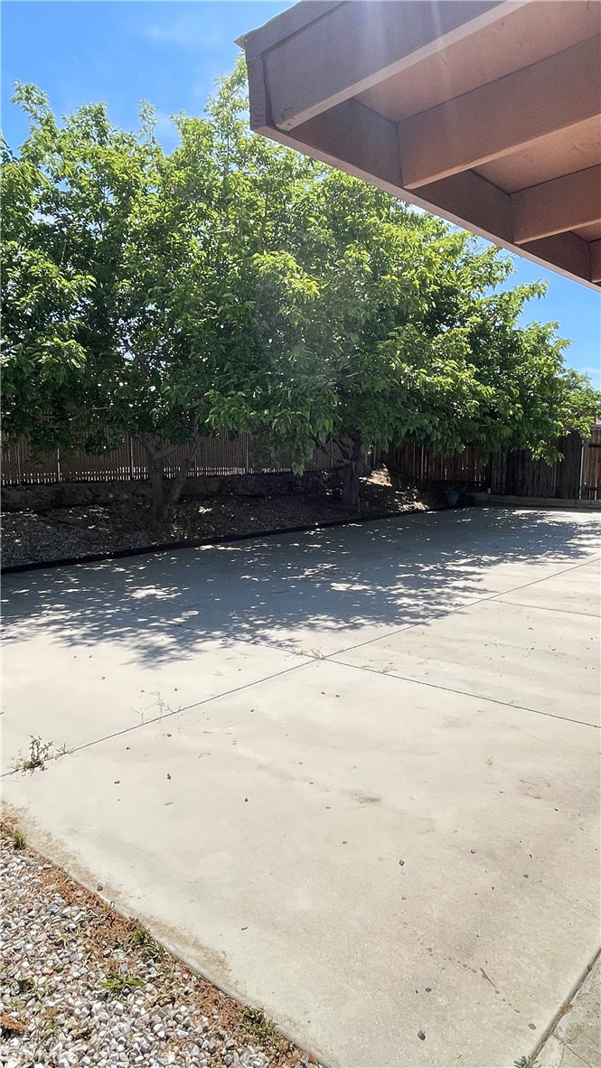 14425 Manzano Road Victorville, CA 92392 - Photo 21 of 24