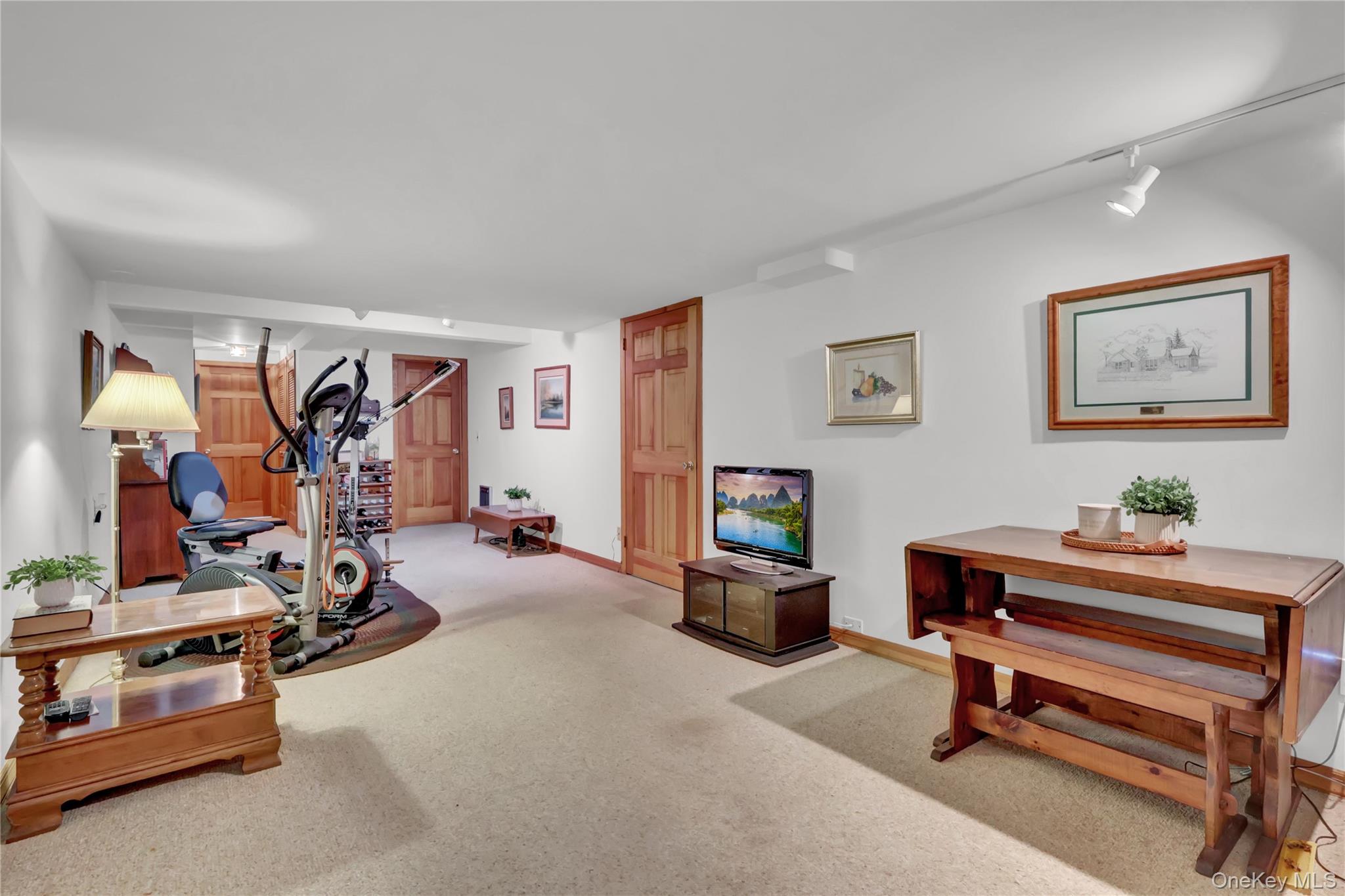 5 Cedar Lane Setauket, NY 11733 - Photo 28 of 39