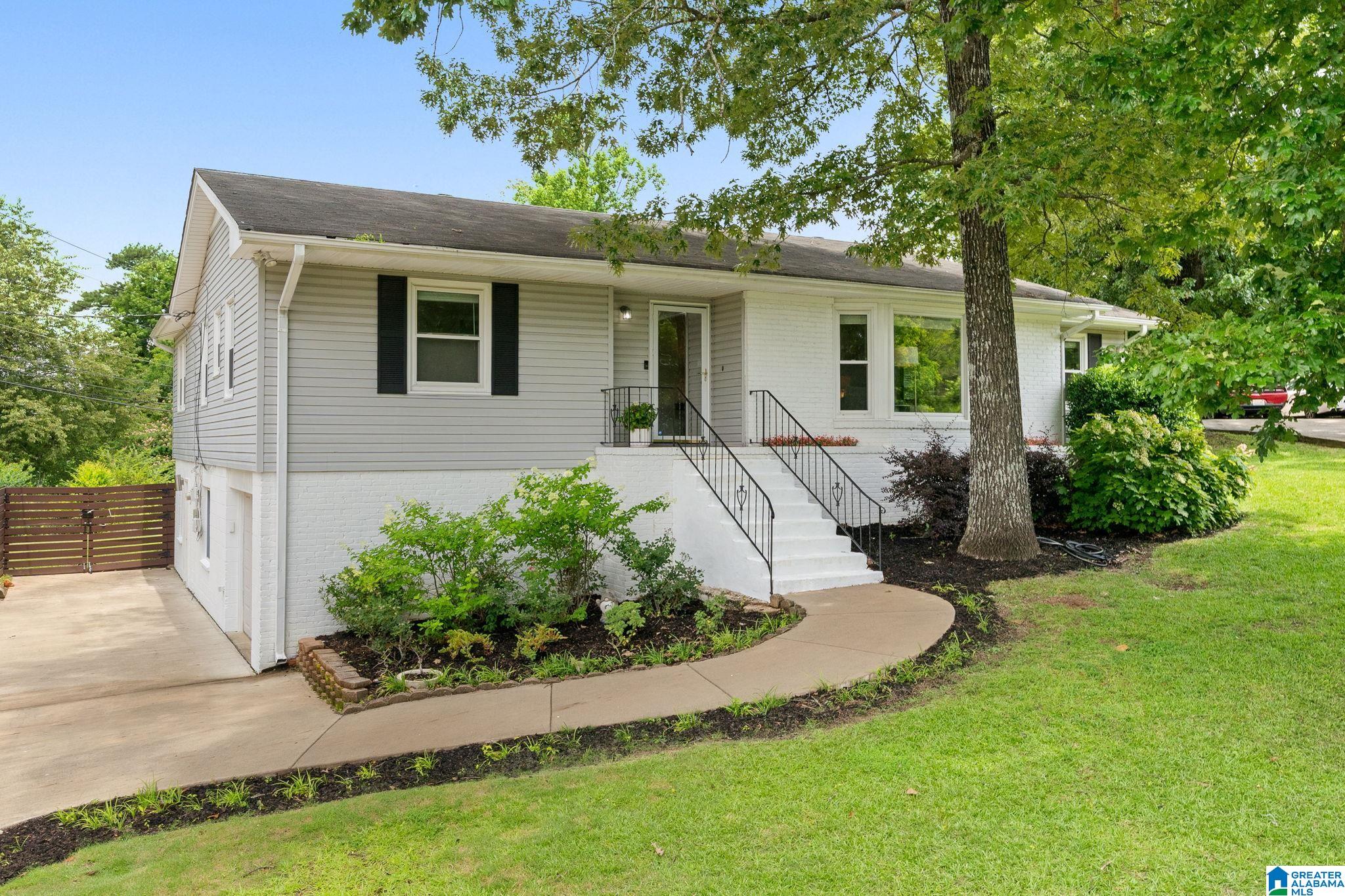 3104 Dolly Ridge Drive Birmingham, AL 35243 - Photo 1 of 46
