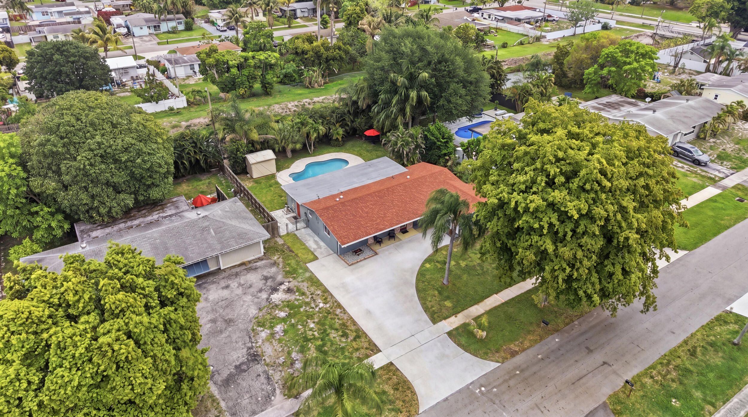 316 Riverdale Road Palm Springs, FL 33461 - Photo 34 of 35 Aerial
