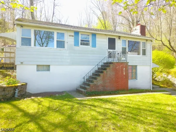 $319,000 | 50 Alder Terrace, Wantage, NJ 07461
