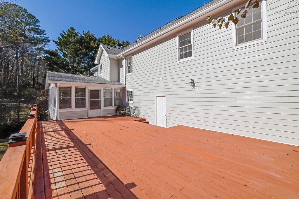 300 Farm Track Roswell, GA 30075 - Photo 31 of 41