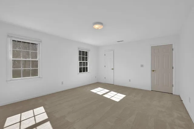 $719,000 | 300 Farm Track, Roswell, GA 30075