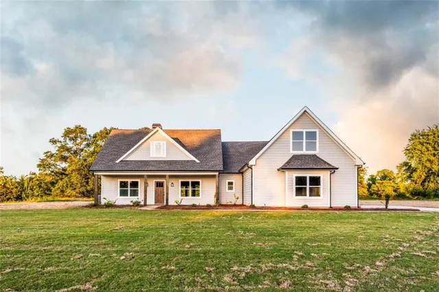 $589,900 | 269 Highway 11, Social Circle, GA 30025